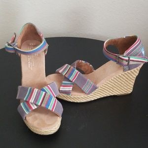 Tom's wedge sandals size 6.5